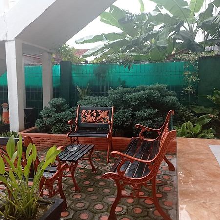 Hotel Nayora Prabumulih Perabumulih Экстерьер фото