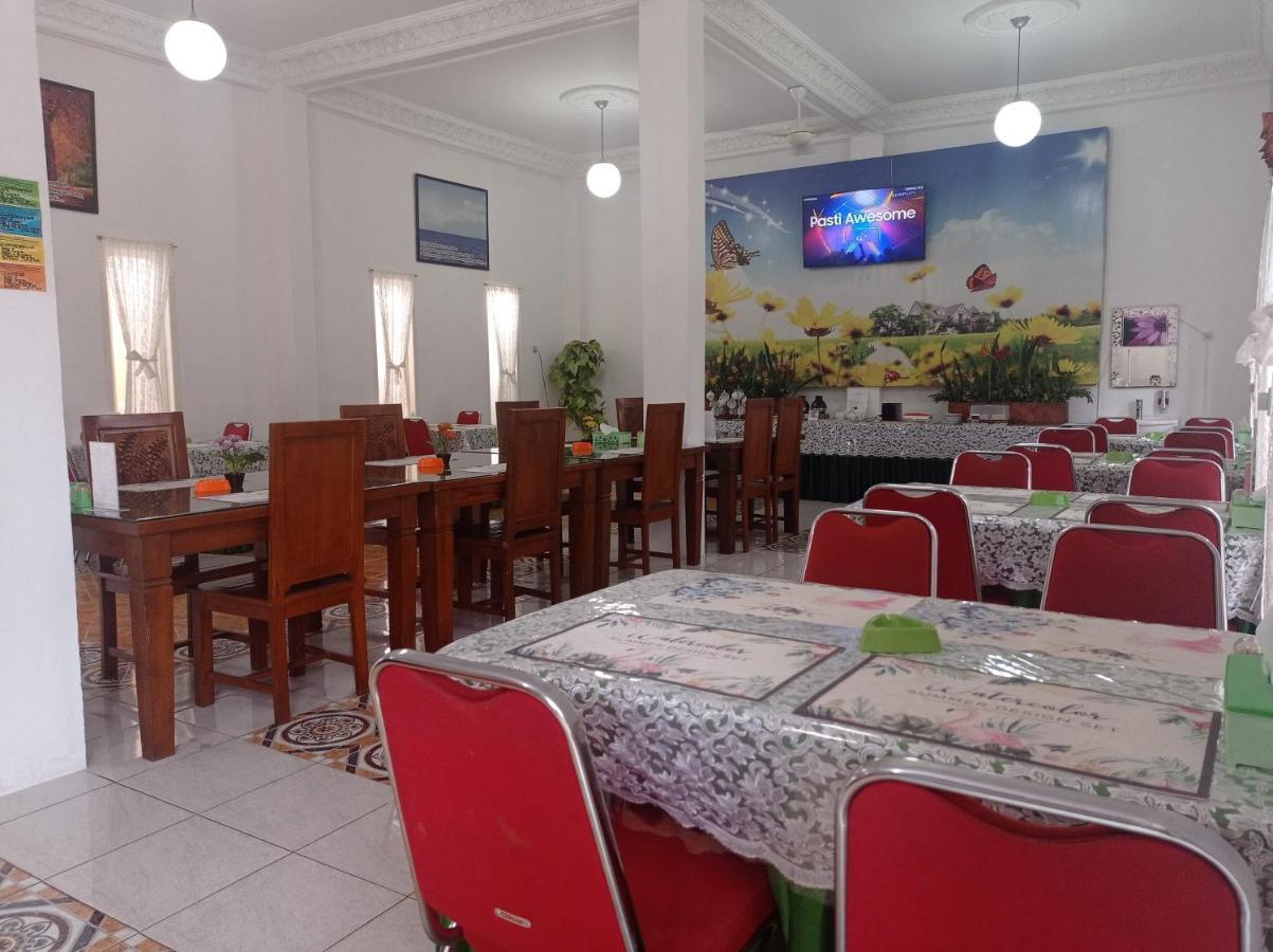 Hotel Nayora Prabumulih Perabumulih Экстерьер фото